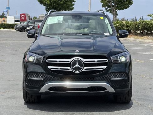 Used 2021 Mercedes-Benz GLE 450 4MATIC w/ 3rd Row Seat Package image 2