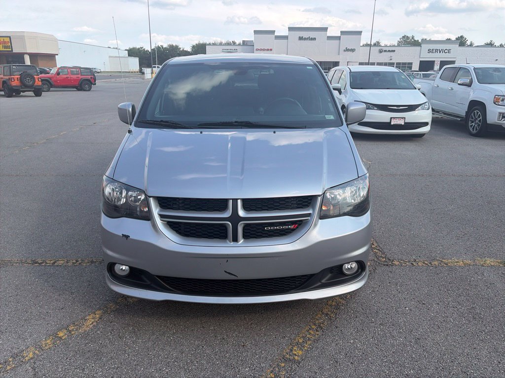 Used 2019 Dodge Grand Caravan GT w/ Safety Sphere Group FWD image 9