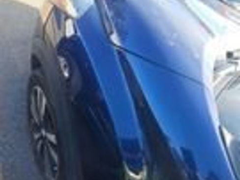 Used 2019 Nissan Kicks SV image 10