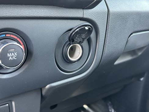 New 2026 Nissan Frontier SV image 32