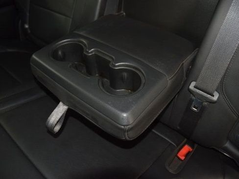 Used 2022 Chevrolet Silverado 2500 High Country w/ Safety Package II image 38