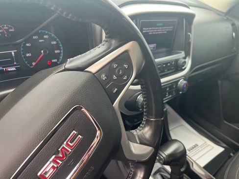 Used 2017 GMC Canyon SLE w/ SLE Convenience Package image 12