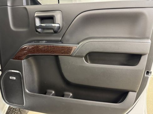 Used 2018 GMC Sierra 1500 SLT w/ SLT Premium Package image 27