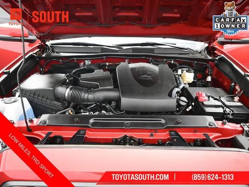 Used 2023 Toyota Tacoma TRD Sport AWD/4WD image 30