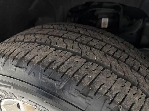 Used 2022 Chevrolet Colorado LT w/ Fleet Safety Package image 41