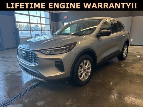 Used 2023 Ford Escape Active w/ Tech Pack #1 image 5