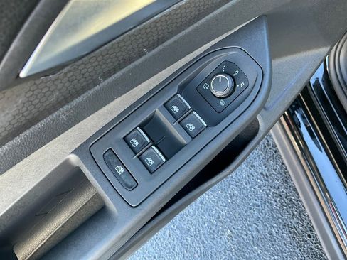 Used 2024 Volkswagen GTI SE image 16