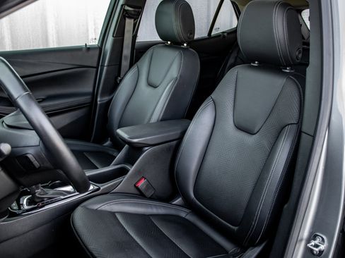 Used 2023 Buick Encore GX Essence w/ Experience Buick Package image 16