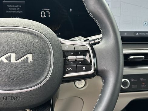 Used 2025 Kia Sorento S w/ Panoramic Sunroof Package FWD image 30