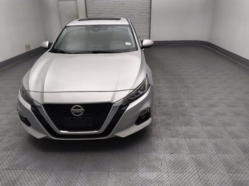 Used 2019 Nissan Altima 2.5 SL FWD image 15