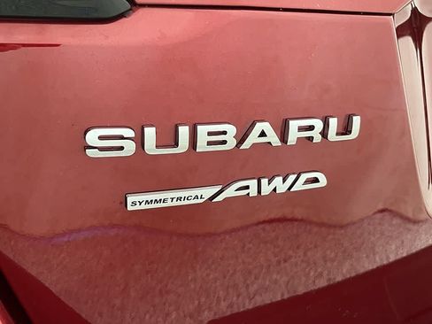 Certified 2025 Subaru Outback Limited XT AWD/4WD image 9
