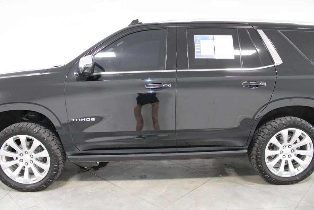 Used 2021 Chevrolet Tahoe Premier w/ Premium Package AWD/4WD image 6