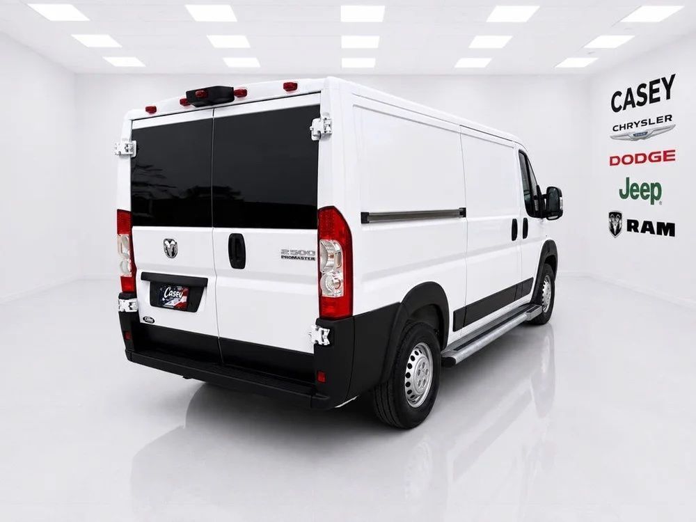 Used 2025 RAM ProMaster 2500 w/ U-Haul Equipment Group FWD image 5