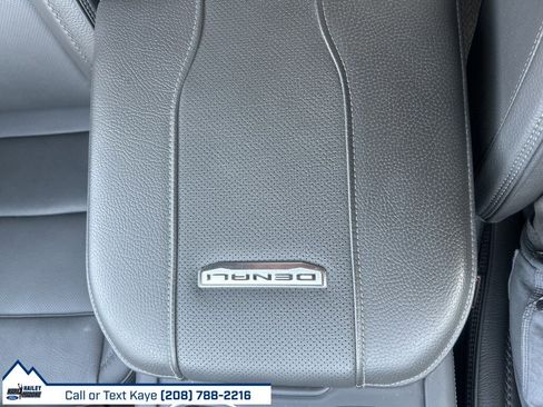 Used 2025 GMC Sierra 2500 Denali image 36