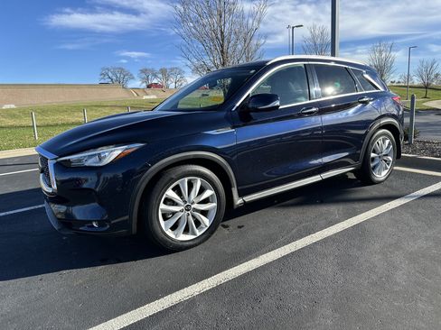 Used 2019 INFINITI QX50 Essential w/ Premium Heat Package image 5