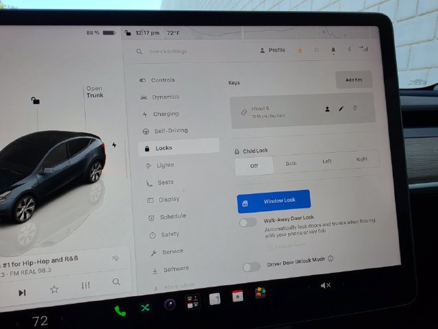Used 2024 Tesla Model Y Long Range AWD/4WD image 43