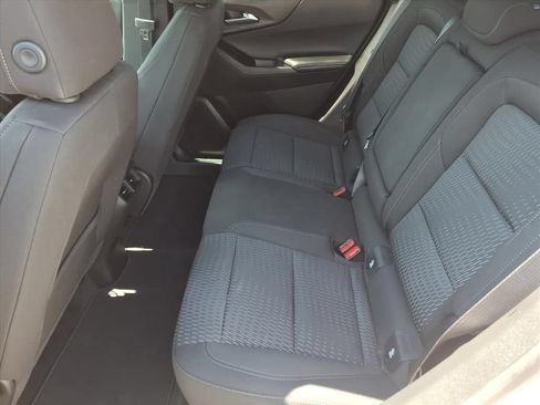 Used 2026 Chevrolet Equinox LT FWD image 13