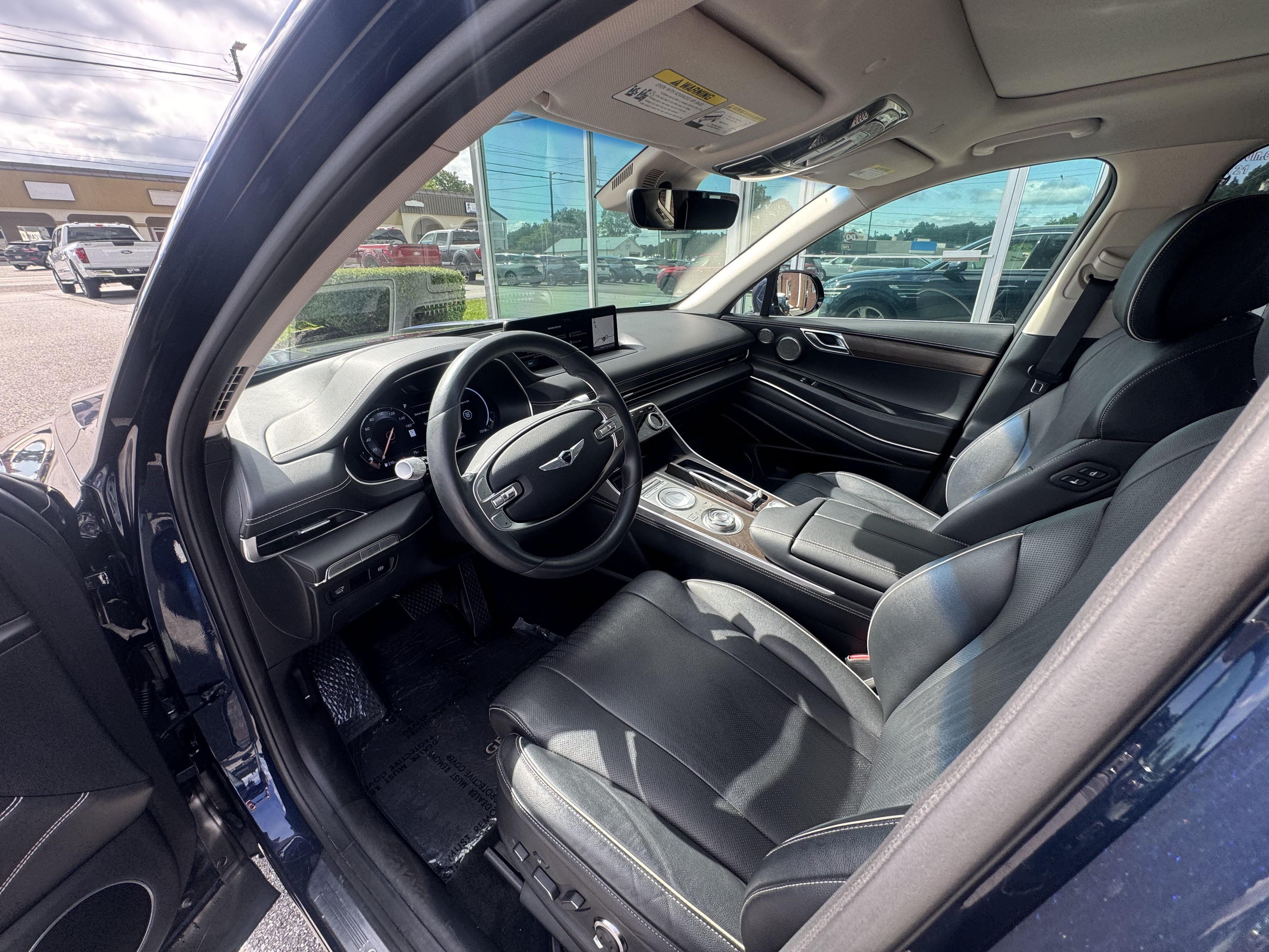 Used 2022 Genesis GV80 2.5T w/ Prestige Package 04 AWD/4WD image 6