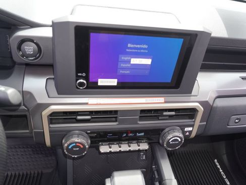 Certified 2026 Toyota Tacoma SR5 AWD/4WD image 15