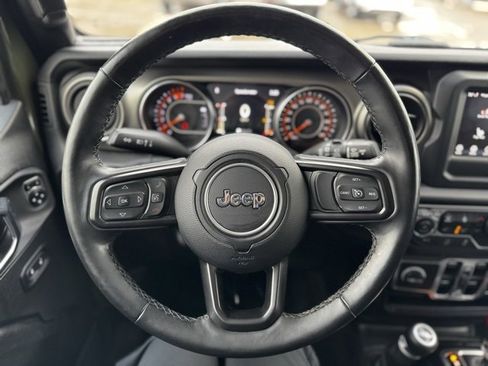 Used 2021 Jeep Wrangler Unlimited Sport image 22