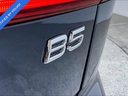 Used 2023 Volvo XC60 B5 Plus w/ Protection Package Premier FWD image 38