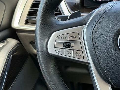 Used 2024 BMW X7 xDrive40i AWD/4WD image 18