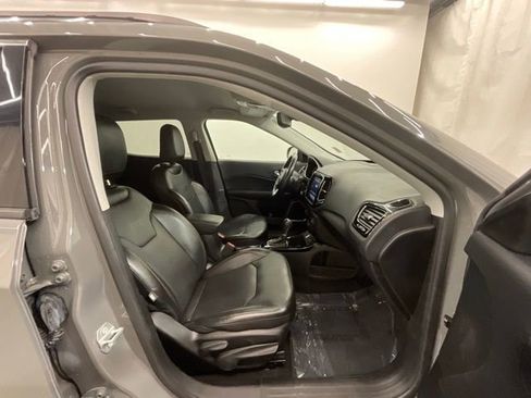 Used 2021 Jeep Compass Limited FWD image 23