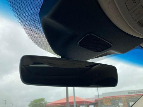 Used 2020 Lincoln Nautilus Reserve w/ Cargo Utility Package image 27