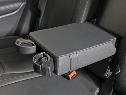 Certified 2024 Mercedes-Benz EQB 350 4MATIC SUV image 29