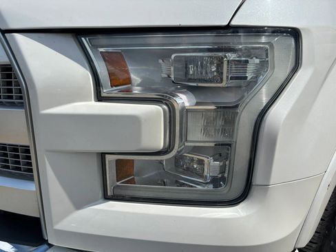 Used 2016 Ford F150 Platinum w/ Equipment Group 701A Luxury image 3