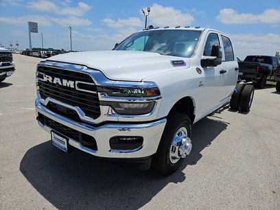 New 2026 RAM 3500 Tradesman w/ Chrome Appearance Group A