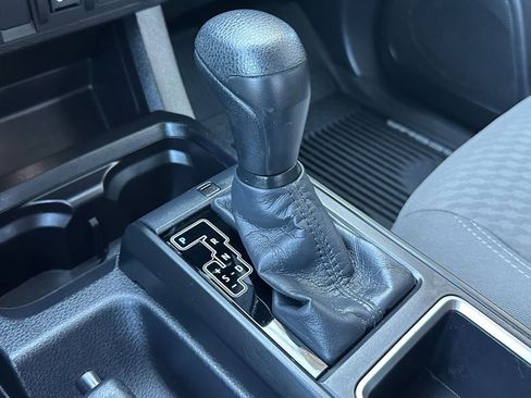 Used 2020 Toyota Tacoma SR image 47