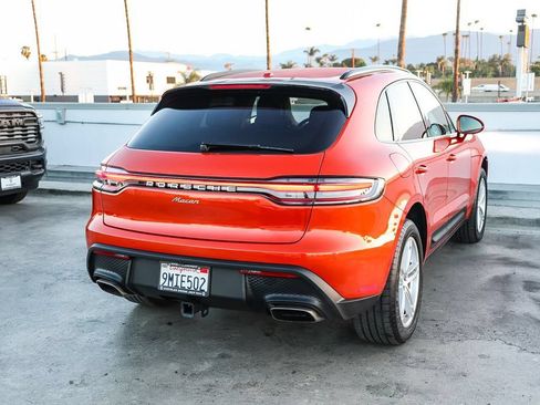 Used 2024 Porsche Macan AWD/4WD image 9