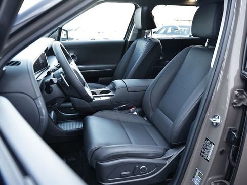 New 2026 Hyundai Elantra SE image 8