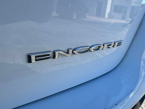 Used 2020 Buick Encore Preferred FWD image 40