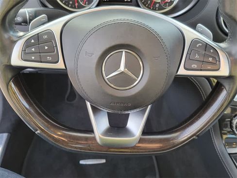 Used 2017 Mercedes-Benz SL 450 image 16