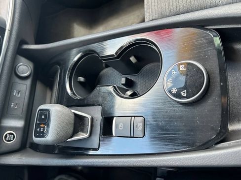 Certified 2023 Nissan Rogue SV AWD/4WD image 13