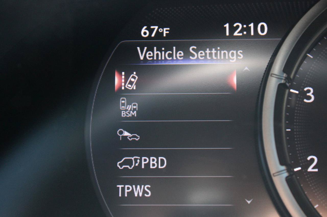 Used 2019 Lexus UX 200 F Sport w/ F Sport Premium Package FWD image 23