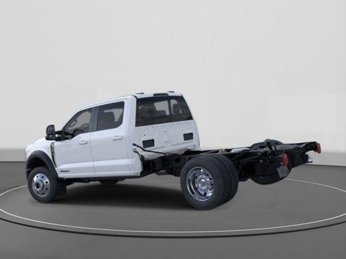 New 2026 Ford F450 Lariat AWD/4WD image 4