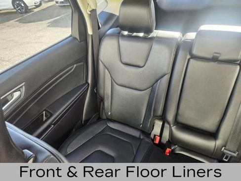 Used 2019 Ford Edge Titanium w/ Equipment Group 301A image 16