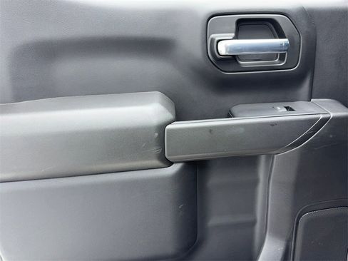 Used 2025 Chevrolet Silverado 1500 Custom image 41