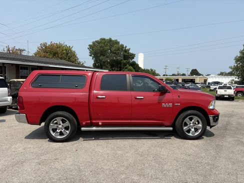 Used 2016 RAM 1500 Big Horn AWD/4WD image 2
