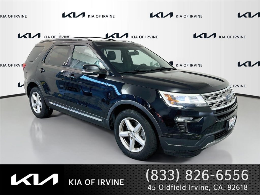 Used 2018 Ford Explorer XLT FWD image 1