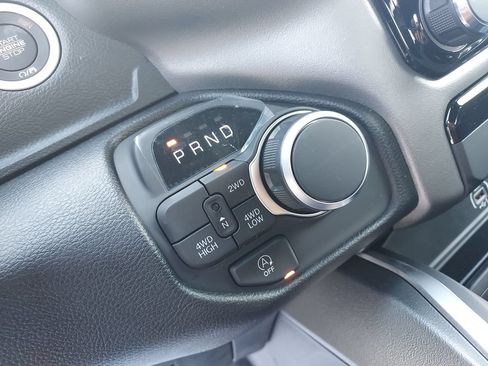 New 2026 RAM 1500 Express AWD/4WD image 24