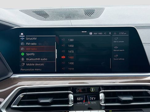 Used 2023 BMW X5 xDrive40i w/ Premium Package image 32