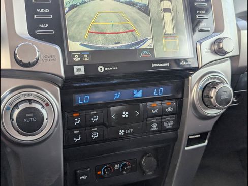 Used 2023 Toyota 4Runner Limited AWD/4WD image 19