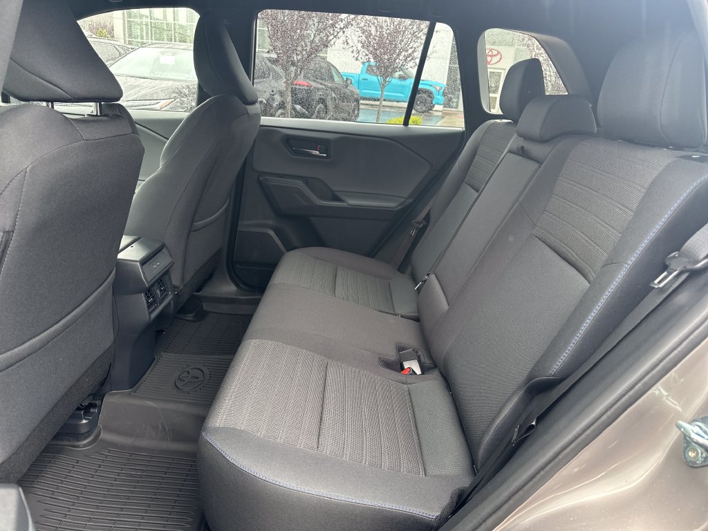 Used 2026 Toyota RAV4 SE AWD/4WD image 14