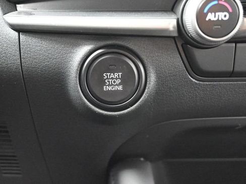 Used 2025 MAZDA MAZDA3 s Sport FWD image 22
