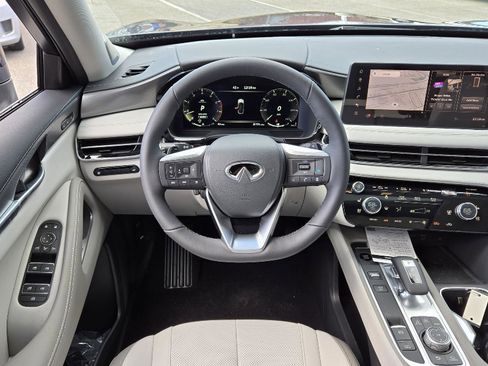 New 2026 INFINITI QX60 Luxe w/ Family Package AWD/4WD image 10