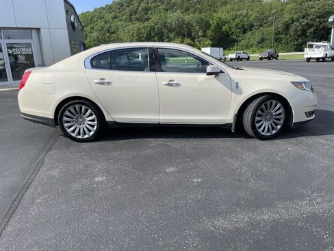 Used 2016 Lincoln MKS AWD w/ Equipment Group 101A image 2